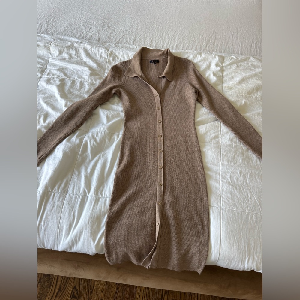 Quince Long Sleeve Dress in Tan/light brown